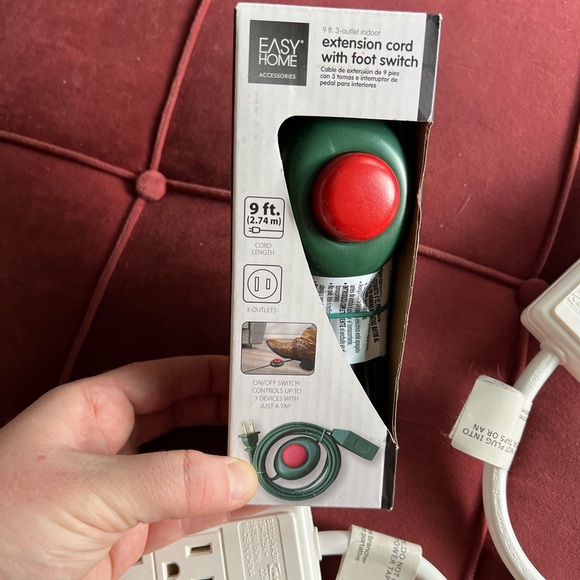 Power Strip & Extension Cord Bundle β 4 Pieces | Surge Protector | Foot Switch - Picture 4 of 8